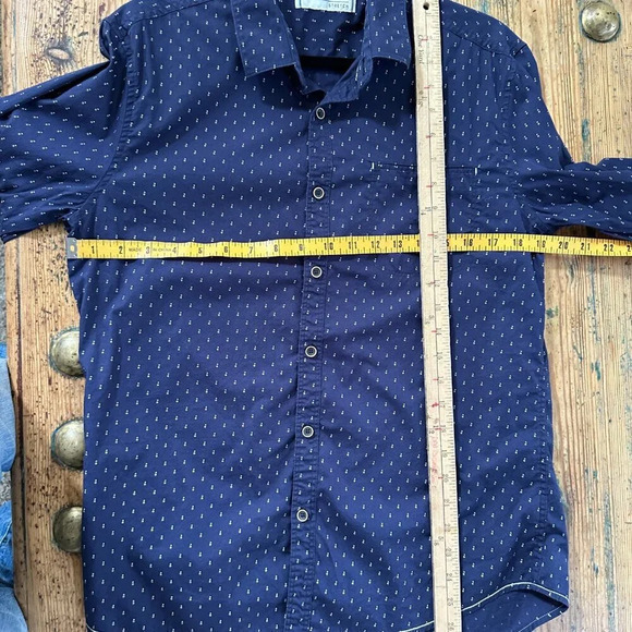 Level Ten Men's Navy‎ Blue Button-Down Shirt  Size Small, dress shirt, mens - Picture 6 of 6